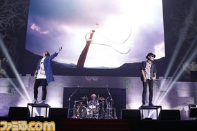 英雄とソーディアン、伝説のコンビが20年越しの初共演! シークレットゲストに会場が驚愕した2日目をリポート【テイルズ オブ フェスティバル 2017】_37