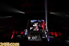 英雄とソーディアン、伝説のコンビが20年越しの初共演! シークレットゲストに会場が驚愕した2日目をリポート【テイルズ オブ フェスティバル 2017】_39
