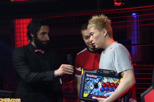 じつはウメハラのプレイにムカついていた プロゲーマー ボンちゃんred Bull Kumite 17インタビュー ストリートファイターv 特設サイト 挑戦者の標 ファミ通 Com