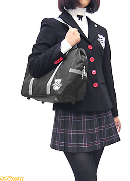 『ペルソナ5』“秀尽学園高校”の生徒気分が味わえるスクールバッグが登場！_05