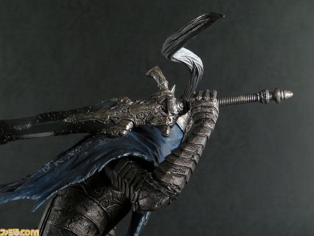 『DARK SOULS』シリーズのフィギュアとラバーストラップが入った“とるパカ!”数量限定で登場_09