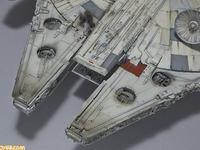 『スター・ウォーズ』の宇宙船“ミレニアム・ファルコン”を完全再現したプラモデルが登場_03