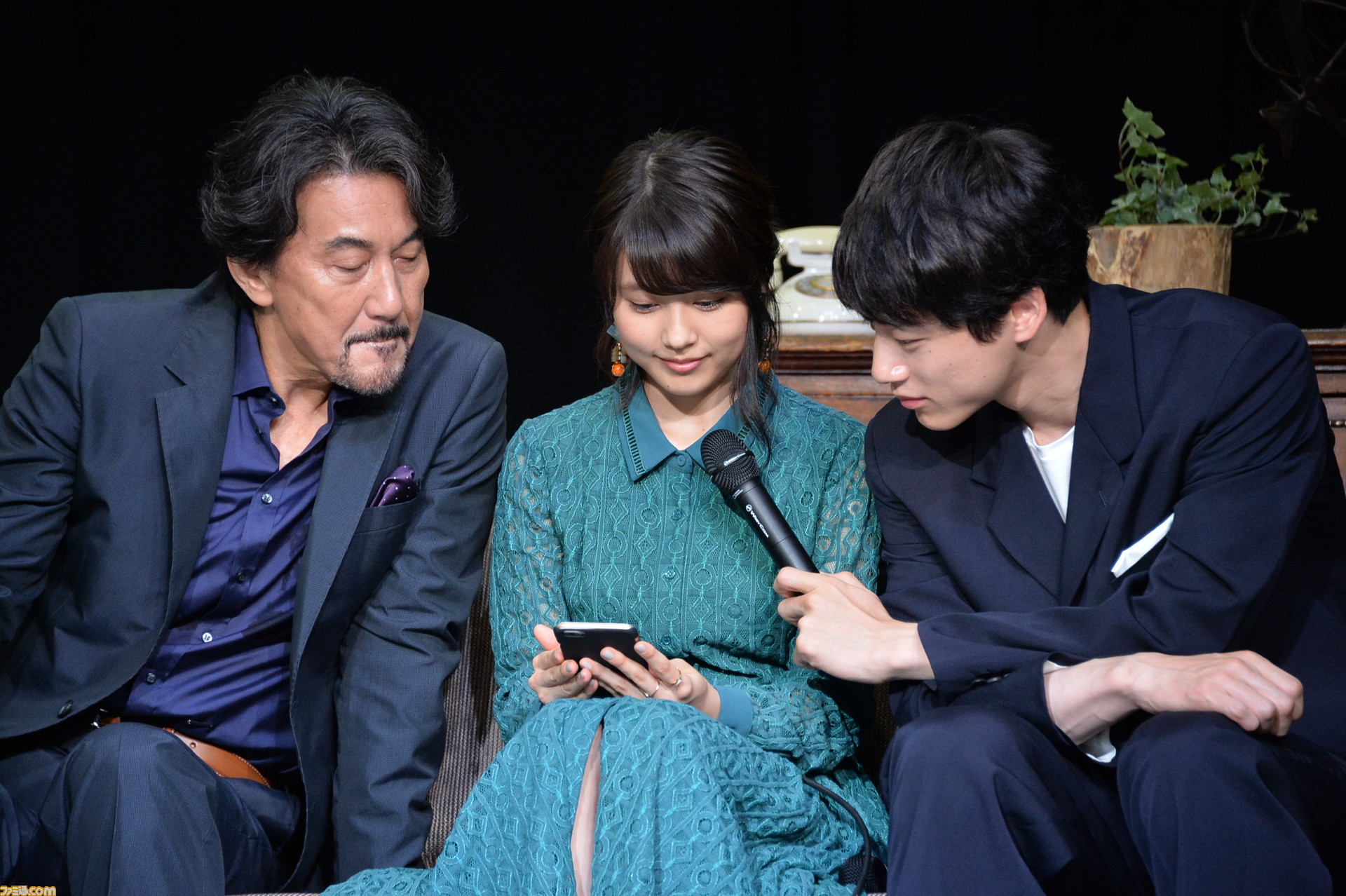 レイトン ミステリージャーニー カトリーエイルと大富豪の陰謀』 有村 