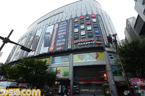 『DQXI』がいよいよ発売開始！　ヨドバシAkibaは開店前に200人超の行列ができる大盛況に【『DQXI』発売日リポート】_01