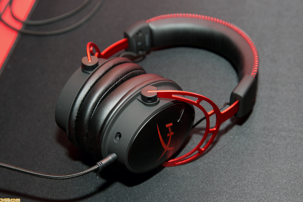 HyperX、新型ヘッドセット『Cloud Alpha』とゲーミング