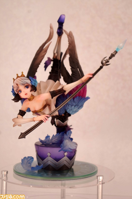 新作フィギュア百花繚乱、フォトリポートで“ワンフェス2018［夏］”のトレンドをチェック！ “ご当地怪獣”にも注目してみた_320