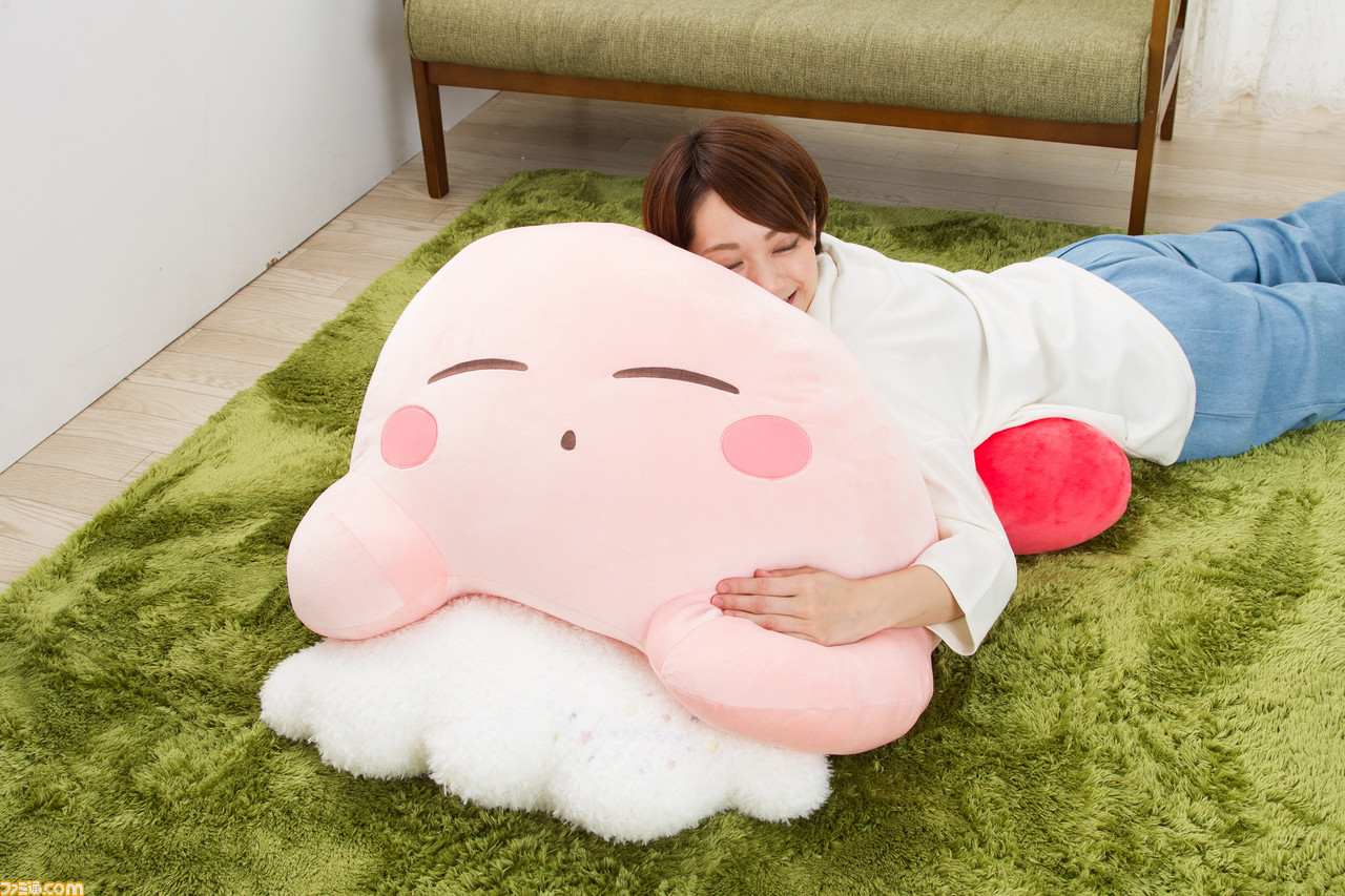 思わず添い寝したくなる“星のカービィ すやすやフレンド おっきい