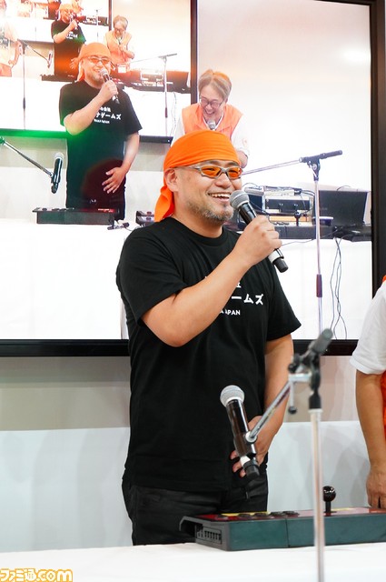 “プラチナゲームズ 神谷英樹さんショー”スペシャルステージリポート、ファミコン芸人フジタさんとのゲーム対決も【TGS2018】_05