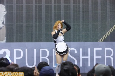 ホストガール姿の後藤邑子さんがサプライズ登場! “ドリームクラブ パフォーマーズ”が『EDF: IRON RAIN』にチャレンジ【TGS2018】_14