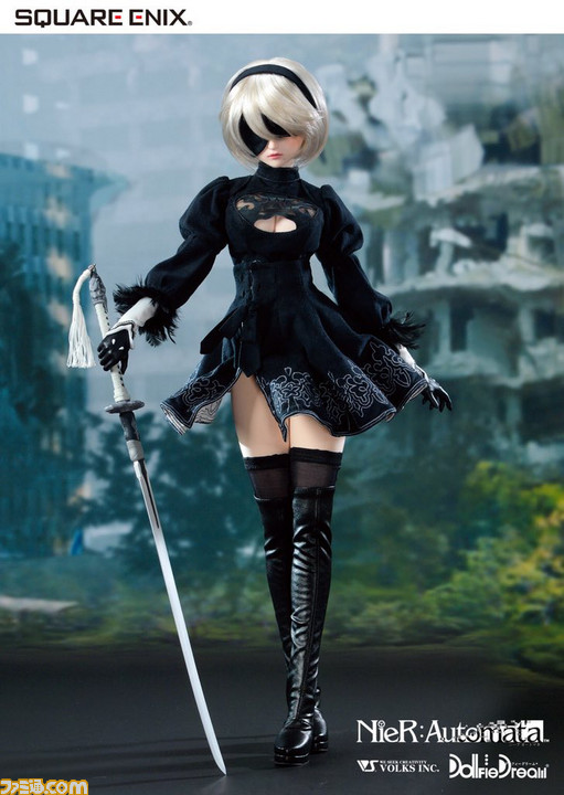 『NieR:Automata』“2B”と“9S”が約60cmの可動ソフビドールに！ “ポッド”もそれぞれ付属 - ファミ通.com