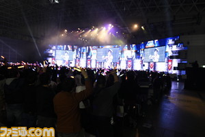 7周年を迎えたアイドルたちによる圧巻のステージ! 『アイマス シンデレラガールズ』“7th Anniversary Memorial STAGE!!”リポート_02