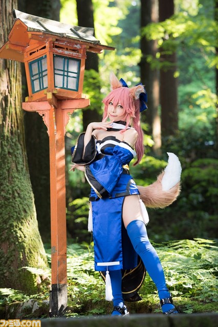 【宮本彩希登場！】コミケ95参加の人気コスプレイヤーたちと過ごす年末年始SP企画“ゆくコスくるコス”【7日連続企画／5日目】_17