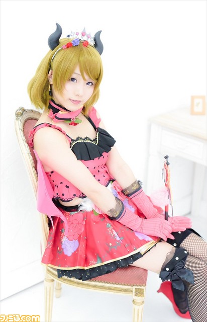 【くろねこ登場!】コミケ95参加の人気コスプレイヤーたちと過ごす年末年始SP企画“ゆくコスくるコス”【7日連続企画/最終日】_12