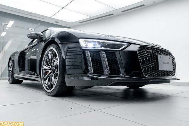 『FF XV』公認の世界に一台だけのアウディ、“The Audi R8 Star of Lucis”が東京オートサロン2019に特別展示、1月11日からは特設サイトでオークションも開始_03