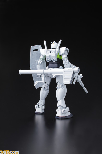 プロ野球12球団コラボのガンプラに驚き! ユニクロコラボやスペシャルムービーも。“機動戦士ガンダム 40周年プロジェクト”のコラボ商品が公開_32