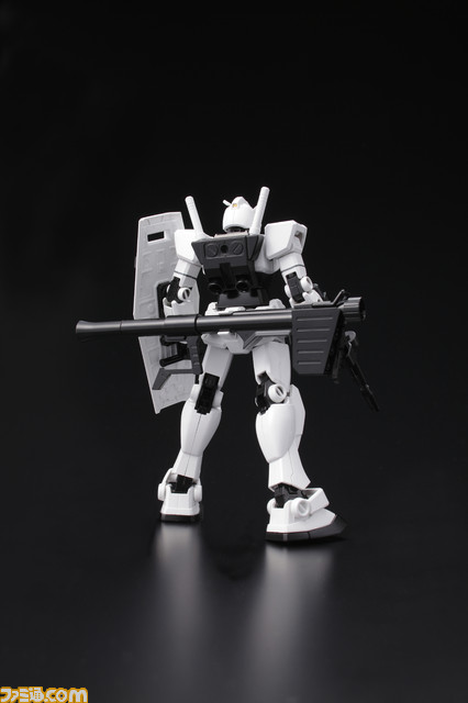 プロ野球12球団コラボのガンプラに驚き! ユニクロコラボやスペシャルムービーも。“機動戦士ガンダム 40周年プロジェクト”のコラボ商品が公開_49