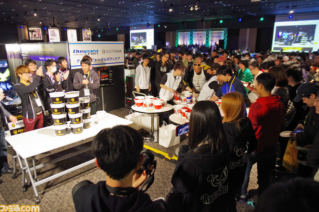 ゲーマーのコミュニティはマッドマックス――50時間以上ゲームを遊びまくるイベント“C4 LAN”裏話。esports除霊師との出会いが変化のきっかけ_33