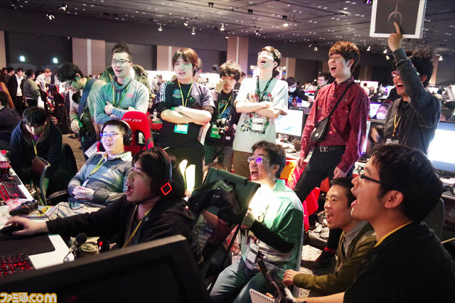 ゲーマーのコミュニティはマッドマックス――50時間以上ゲームを遊びまくるイベント“C4 LAN”裏話。esports除霊師との出会いが変化のきっかけ_37