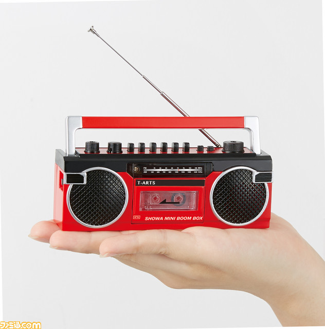 昭和の人気家電がミニチュア化して登場。第1弾は、ラジオが聴けて録音もできるラジカセなど3種類_07