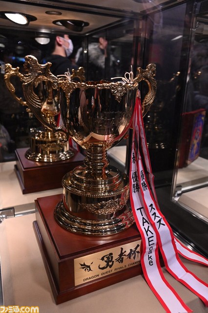 『ドラゴンクエストライバルズ』公式全国大会“勇者杯2018冬”の熱気をリポート! スペシャルゲストで堀井雄二氏も登壇&第6弾の新情報も!!_02