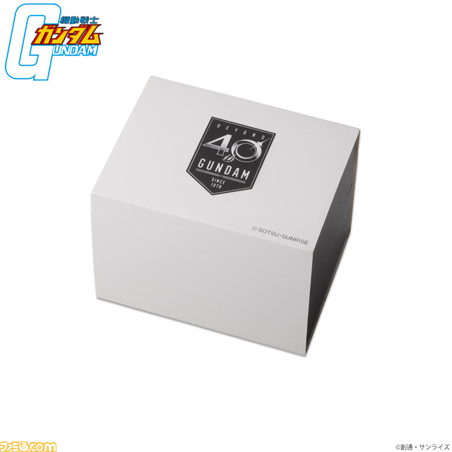 『機動戦士ガンダム』40周年記念ジオン軍ウォッチが登場! “シャアモデル”と“ジオンモデル”の2種類が予約開始_05