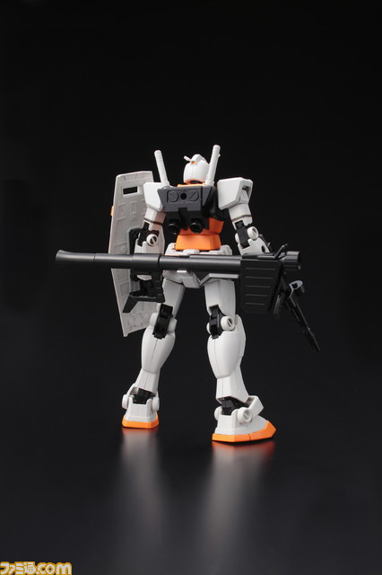5月2日の巨人 中日戦は 機動戦士ガンダム コラボデー ジャイアンツカラーのオリジナルガンプラ付きシートが販売 ファミ通 Com 5月2日の巨人 中日戦は 機動戦士ガンダム コラボデー ジャイアンツカラーのオリジナルガンプラ付きシートが販売 ファミ通 Com