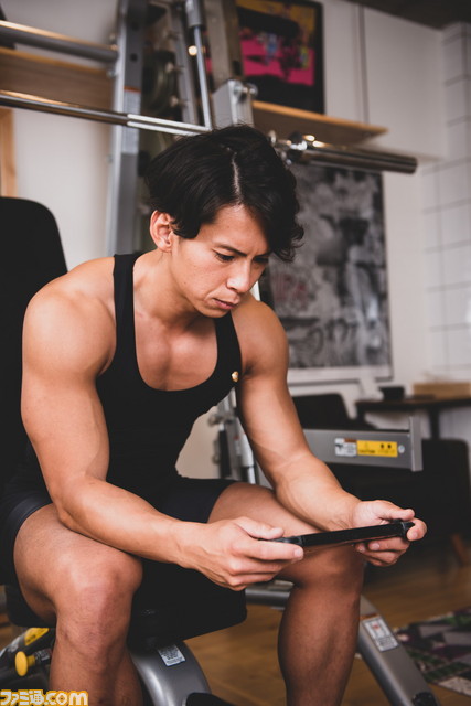 「『逆裁』が実務に役立つこともあるんです」――弁護士を志したきっかけは『逆転裁判』だった!? 話題の“筋肉弁護士”にモリモリインタビュー！_09