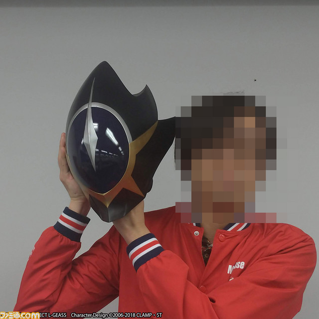 劇場版 コードギアス 復活のルルーシュ より ゼロの仮面 が1 1スケールの実物大で立体化 キャラクターデザイン 木村貴宏氏による完全監修 ファミ通 Com 劇場版 コードギアス 復活のルルーシュ より ゼロの仮面 が1 1スケールの実物大で立体化 キャラクターデザイン 木村貴宏氏による完全監修 ファミ通 Com