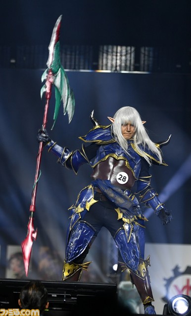 手作りの鎧や武器、LEDで光るギミックも!?　年々クオリティーが増していく『FFXIV』ファンフェスコスプレコンテストリポート！_06