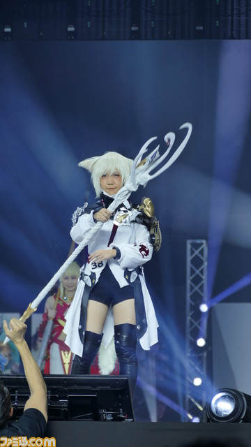 手作りの鎧や武器、LEDで光るギミックも!?　年々クオリティーが増していく『FFXIV』ファンフェスコスプレコンテストリポート！_58