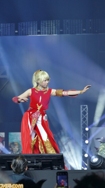 手作りの鎧や武器、LEDで光るギミックも!?　年々クオリティーが増していく『FFXIV』ファンフェスコスプレコンテストリポート！_13