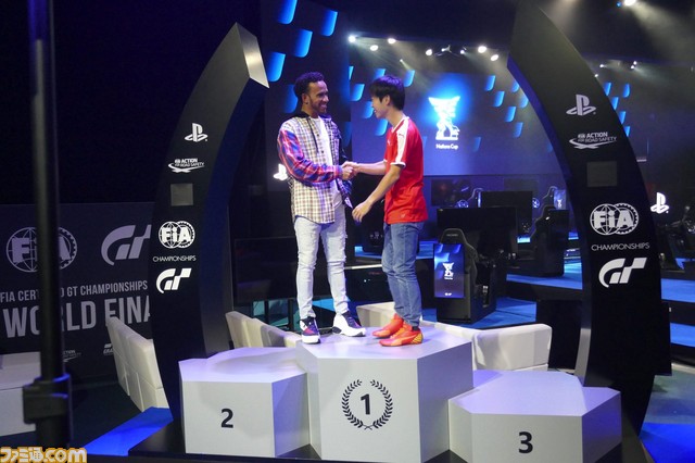 『グランツーリスモSPORT』が目指すバーチャルレースの未来。“eモータースポーツ”の現状とこれからを探る_09