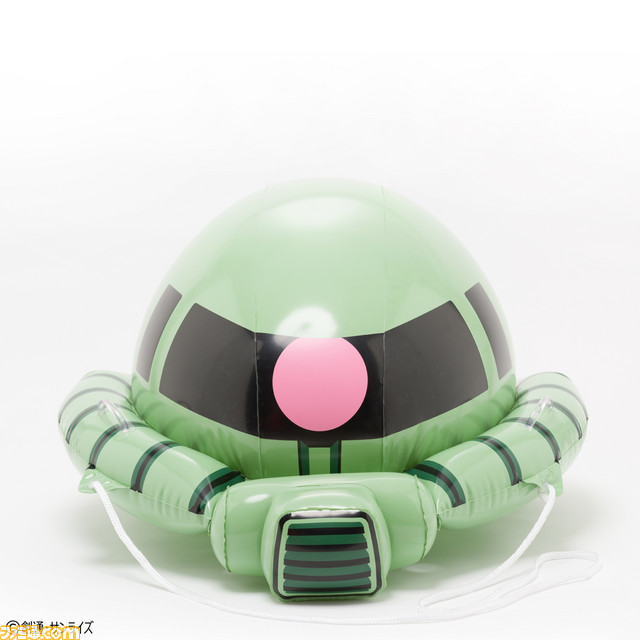 海やプールにザク襲来! 『ガンダム』の“シャア専用ザク”と“量産型ザク”をイメージした約100cmの浮輪が登場!_18