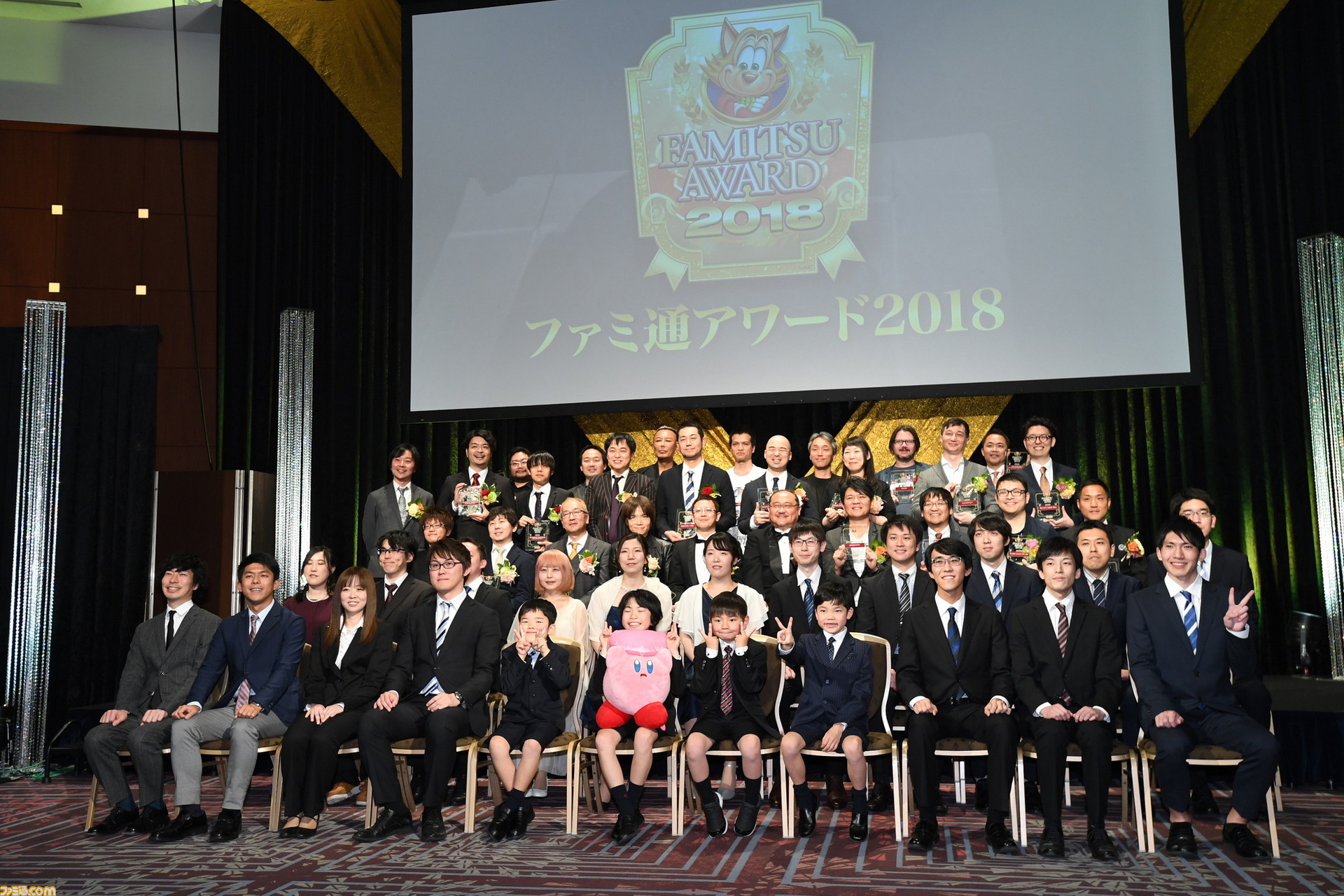 スマブラsp と モンスターハンター ワールド がゲーム オブ ザ イヤーをダブル受賞 ファミ通アワード18授賞式の模様をリポート ファミ通 Com