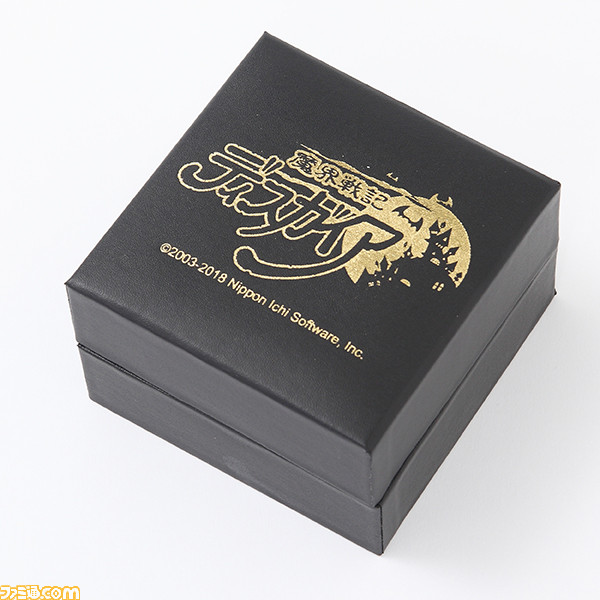 魔王の座を狙うには必須のアイテム!? 『魔界戦記ディスガイア』初代主人公・ラハールをイメージした腕時計、バッグ、⻑財布が登場_01