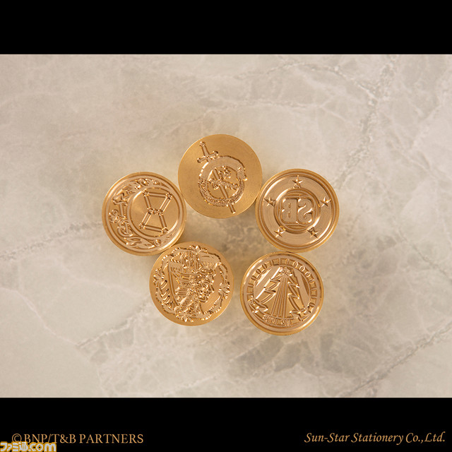 『TIGER & BUNNY』の世界観をモチーフにした“封蝋”が登場!“女神像”や虎徹&バーナビーの“思い出のピンズ”など、デザインは5種類_03