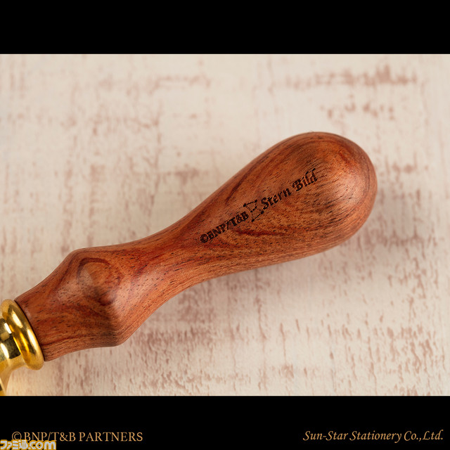 『TIGER & BUNNY』の世界観をモチーフにした“封蝋”が登場!“女神像”や虎徹&バーナビーの“思い出のピンズ”など、デザインは5種類_04