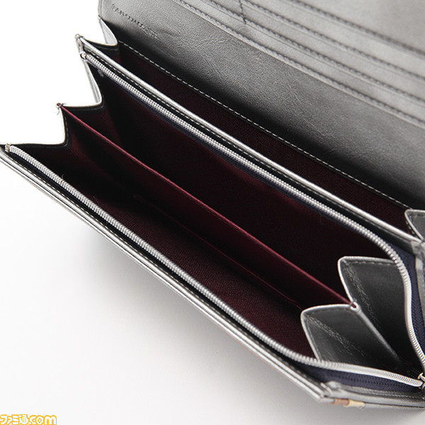 『デビル メイ クライ』ネロ、ダンテ、Vをイメージしたアウターや腕時計などのコラボアイテムが発売決定!_22