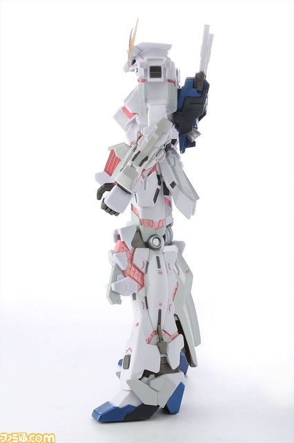 全高約42cm! お台場の実物大ユニコーンガンダム立像を細かな部分まで再現した完成品ソフビモデルが登場_05