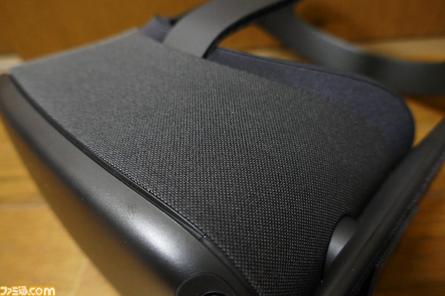 話題の“Oculus Quest”を開封。自由に動き回れるスタンドアローン型VRデバイスの商品構成と使用感をチェック_16