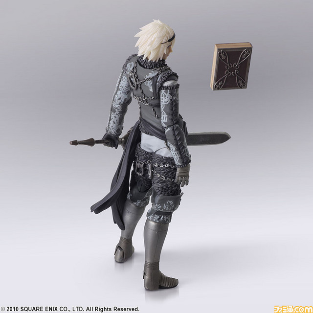 『ニーア レプリカント』ニーア&エミールのアクションフィギュア発売決定!白の書や両手剣など、付属品も充実_02