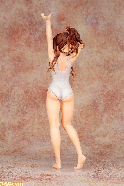 『ToLOVEる-とらぶる-ダークネス』“結城美柑”が白色のスクール水着姿でフィギュア化。筋を伸ばす健康的なポーズ!_07
