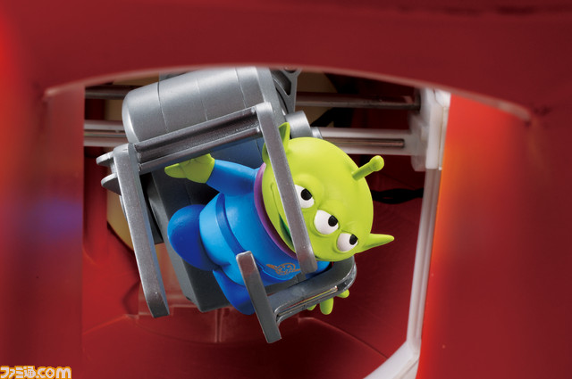 『トイ・ストーリー4』リアルサイズのバズ・ライトイヤーのフィギュアや劇中のセリフを話すトーキングフィギュアシリーズが発売決定_19