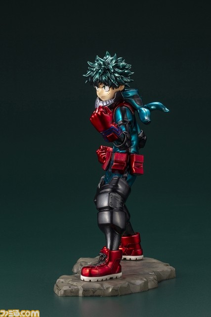 『ヒロアカ』イベント“HERO FES.<ヒーローフェス>”開催を記念して、“ARTFX J 緑谷出久”の限定版フィギュアが登場。重厚感のあるメタリックカラー_03