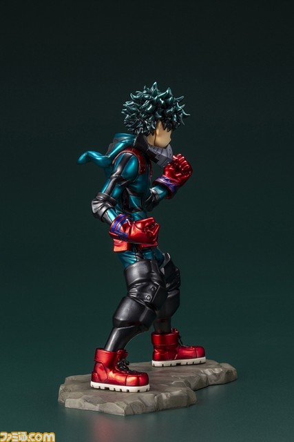 『ヒロアカ』イベント“HERO FES.<ヒーローフェス>”開催を記念して、“ARTFX J 緑谷出久”の限定版フィギュアが登場。重厚感のあるメタリックカラー_06