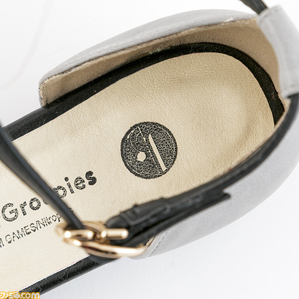 『刀剣乱舞-ONLINE-』大包平や石切丸など4振りの刀剣男士をモチーフにしたコラボシューズが発売決定! シューズを履いて一緒にお出かけしよう_24