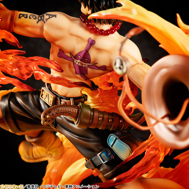 『ワンピース』“エース”が攻撃をくり出す瞬間をダイナミックな造形で立体化。炎の照り返しや、拳を振り上げる躍動感溢れる姿を忠実に再現_07