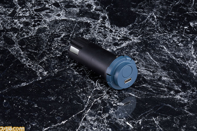 『SAO』キリトが使う片手剣“エリュシデータ”が原寸大で登場。動きによって6種類のソードスキルを再現可能で、価格は税込12万円!_13