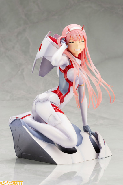 アニメ『ダーリン・イン・ザ・フランキス』より、ゼロツーのにっこり笑顔&限定カラーバージョンのフィギュアが再登場! _01