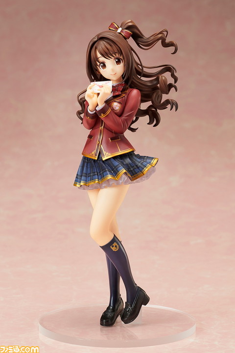 アイドルマスター シンデレラガールズ 島村卯月 最新フィギュア登場 ラブレターを抱えるキュートな姿を堪能できる ファミ通 Com